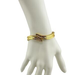 Vintage Monet MCM Retro Abstract Textured Hinged Clamper Bangle 6" Bracelet